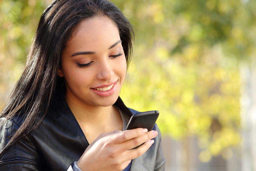 Experimental App: Using Passive Phone Data to Monitor Your Mental Health