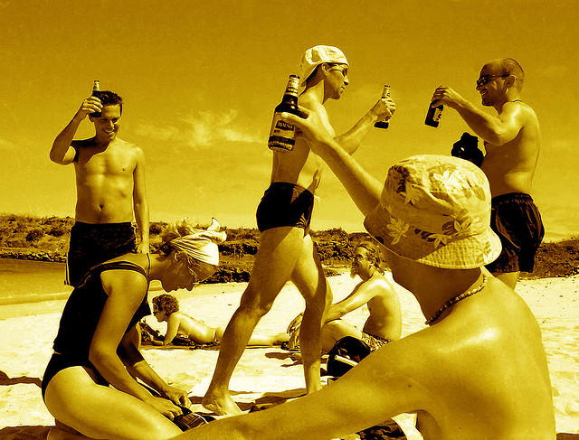 Working 50+ Hours Per Month Raises Alcohol Abuse Risk Dramatically