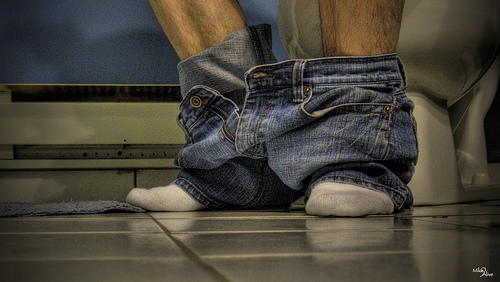 Arrested Heroin Trafficker Won’t Go to the Bathroom – Makes Police Wait 16 Days for Their Evidence!