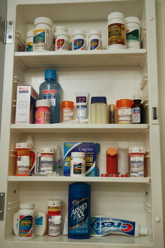 The Dangers of the Family Medicine Cabinet! Lawmakers Enlist Pharmacists to Fight Against Prescription Drug Diversion