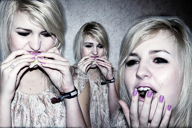 Do You Have Binge Eating Disorder? Take This 5 Minute Test to Find Out