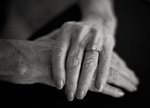 2 Drinks a Day Pulls Alzheimer's 5 Years Younger
