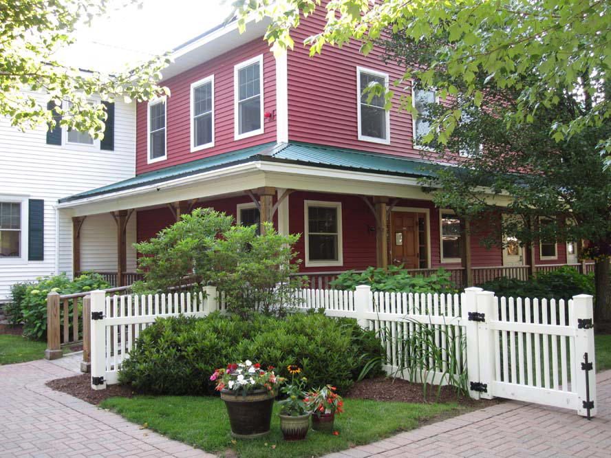 The Plymouth House