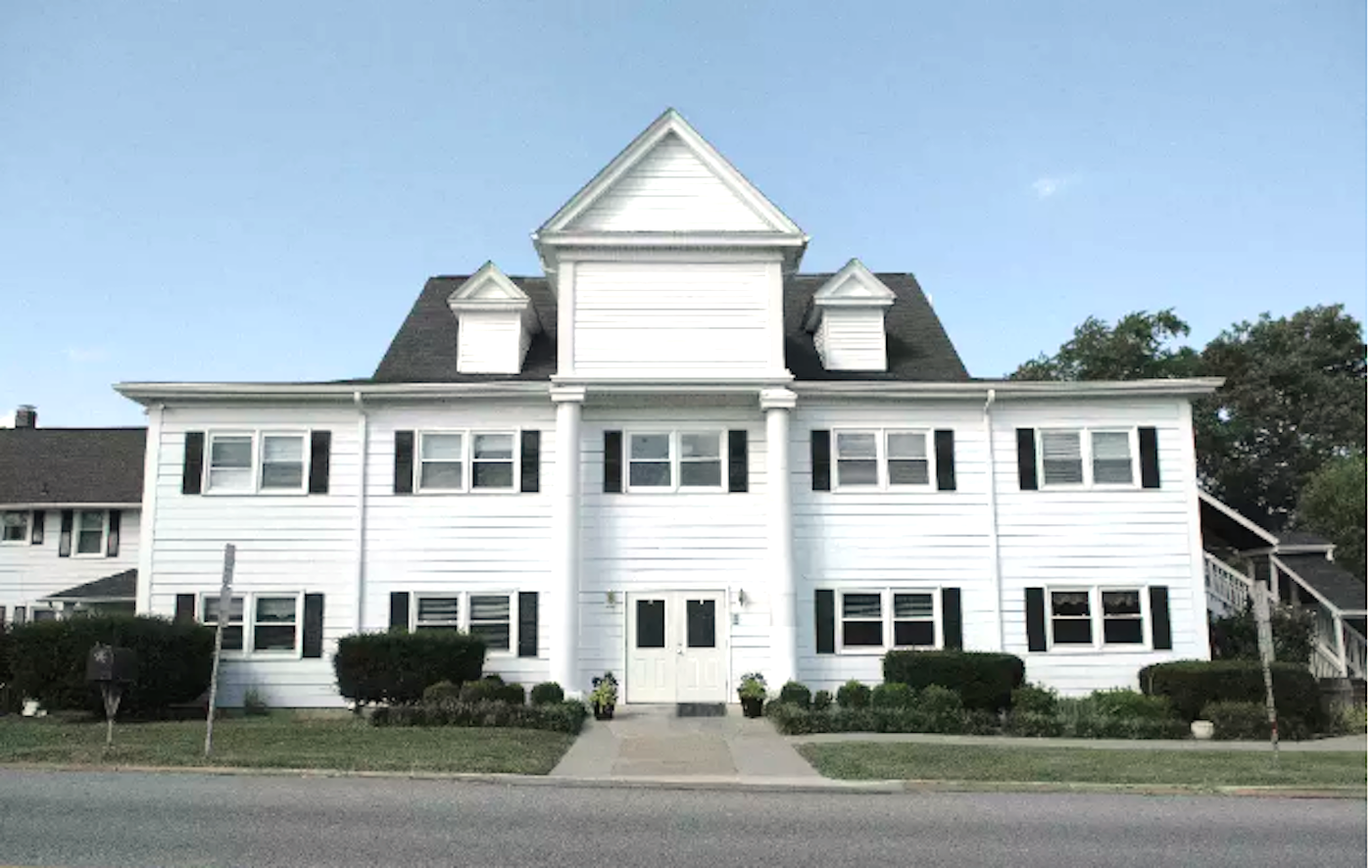 Mount Regis Center — facility