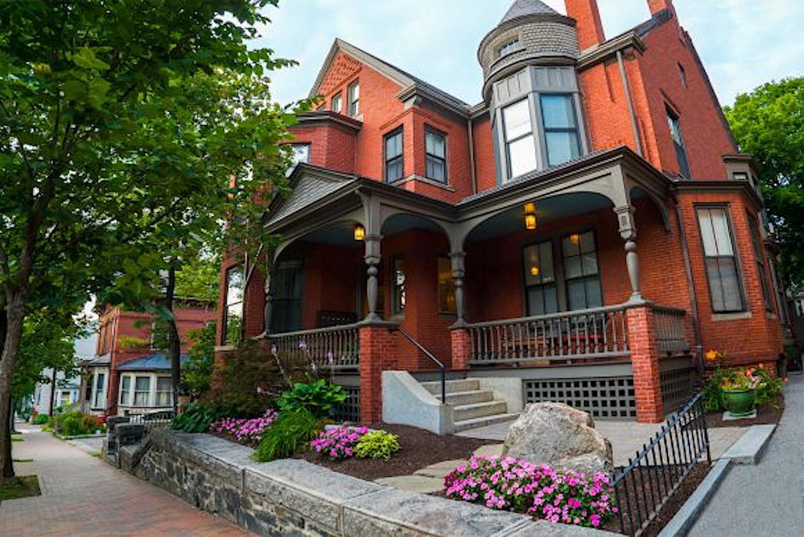 Foundation House